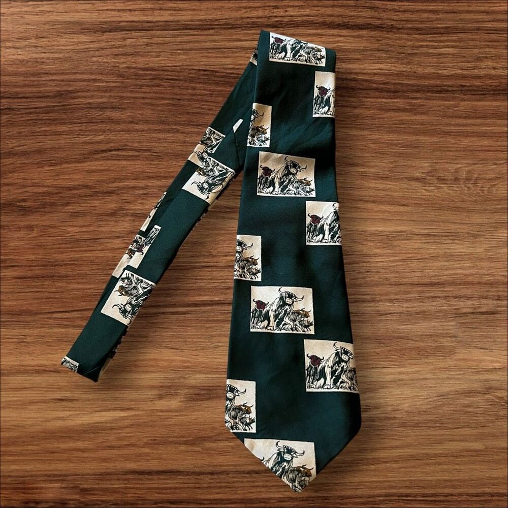 Mr. Tall & Big of Las Vegas Scottish Highland Cattle Novelty Tie 65”